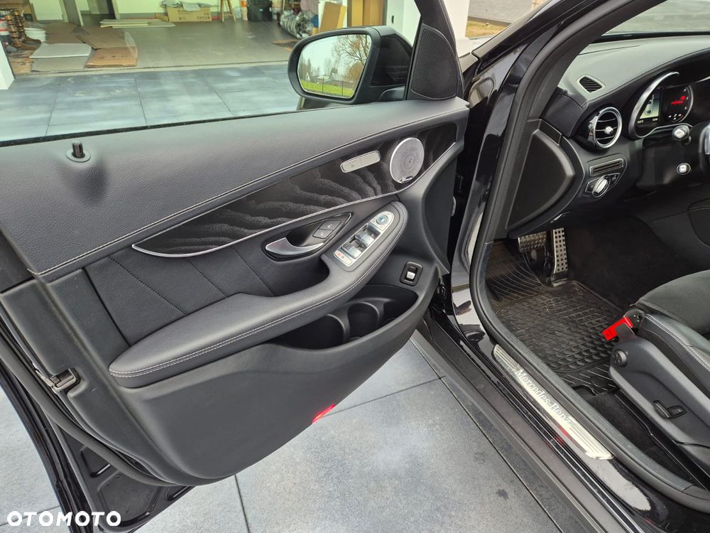 Mercedes-Benz GLC - 9