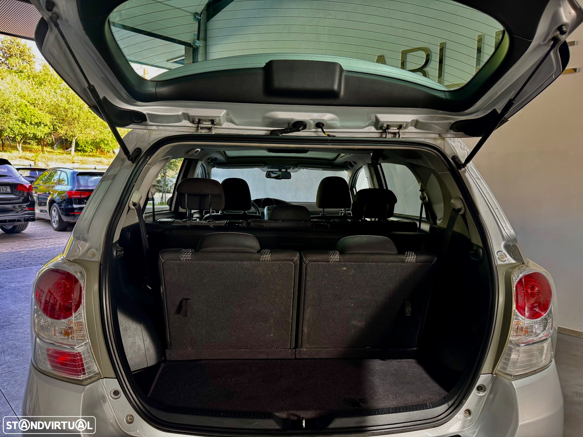 Toyota Verso 1.6 D-4D 7L S&S Comfort - 8