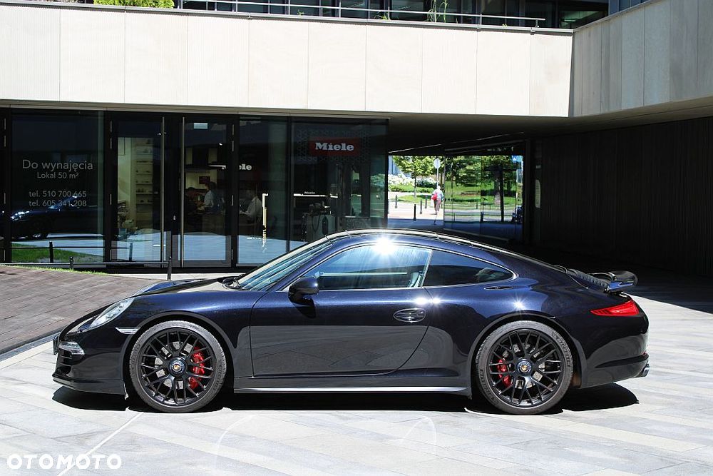 Porsche 911 Carrera 4 GTS PDK - 5