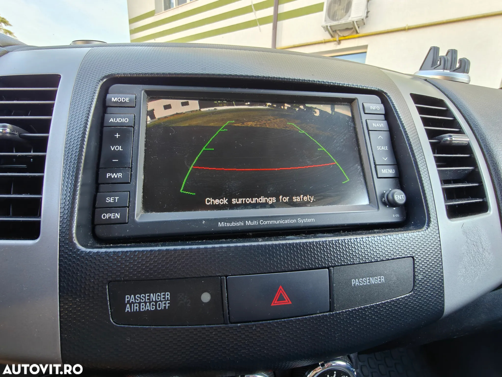 Mitsubishi Outlander 2.2 DI-D 4WD Instyle - 6
