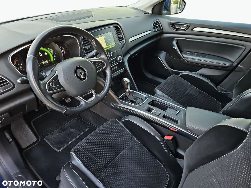 Renault Megane 1.2 Energy TCe Intens EDC - 11