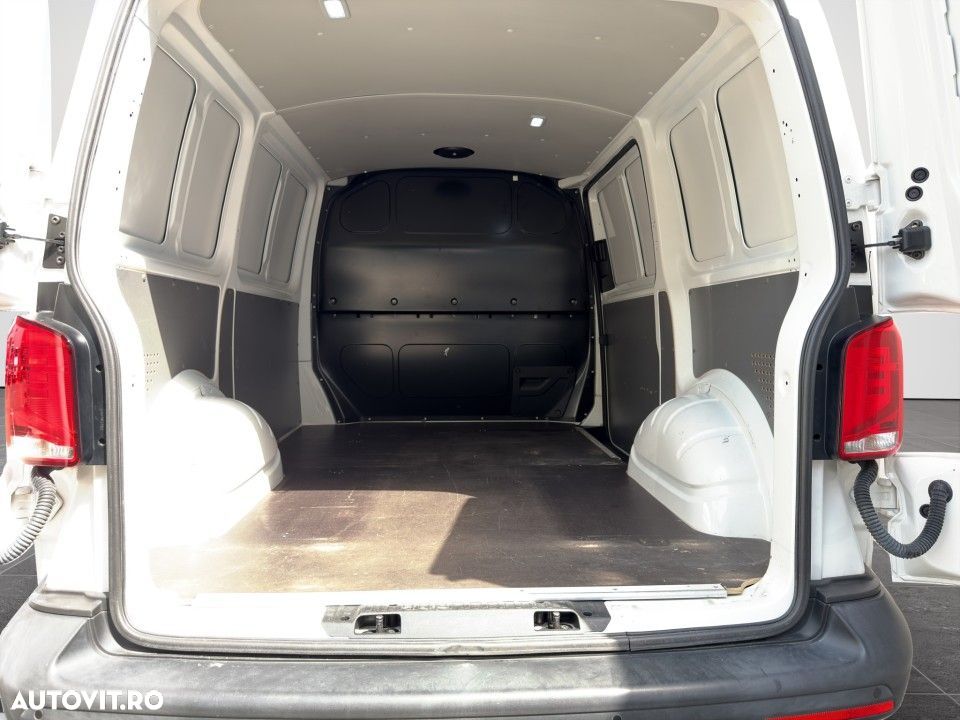 Volkswagen Transporter - 10