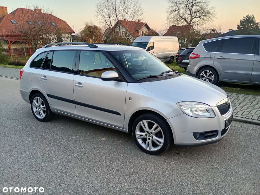 Skoda Fabia 1.6 16V Combi Elegance - 17