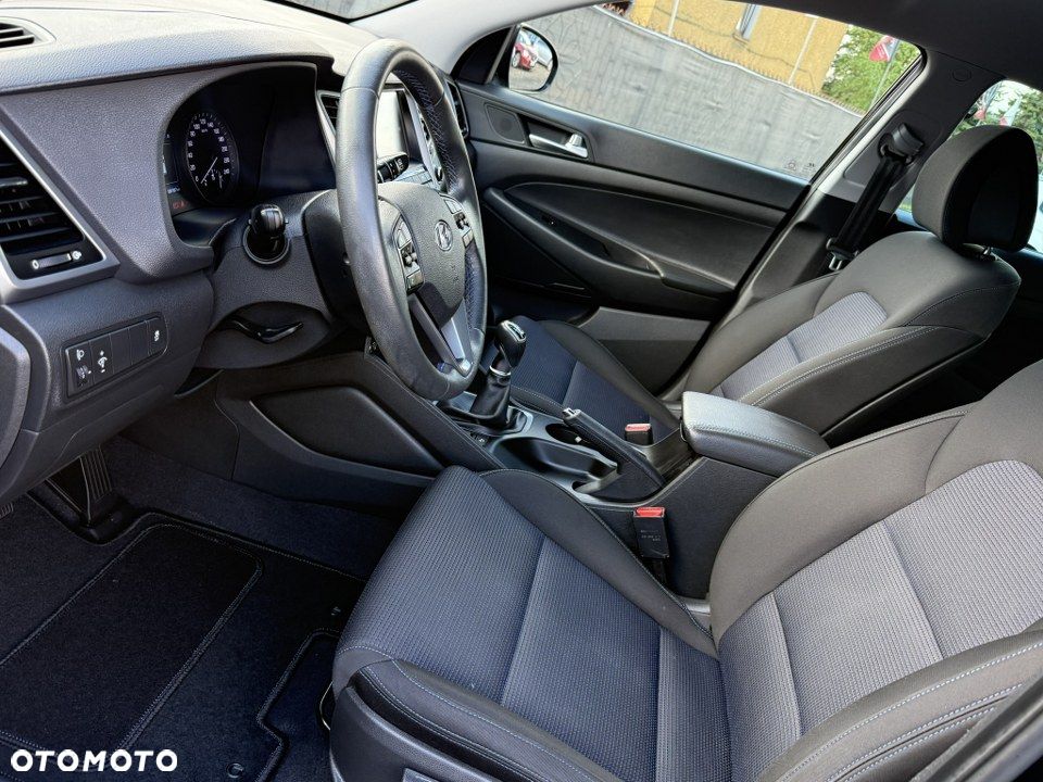 Hyundai Tucson blue 1.6 GDi 2WD Advantage - 16