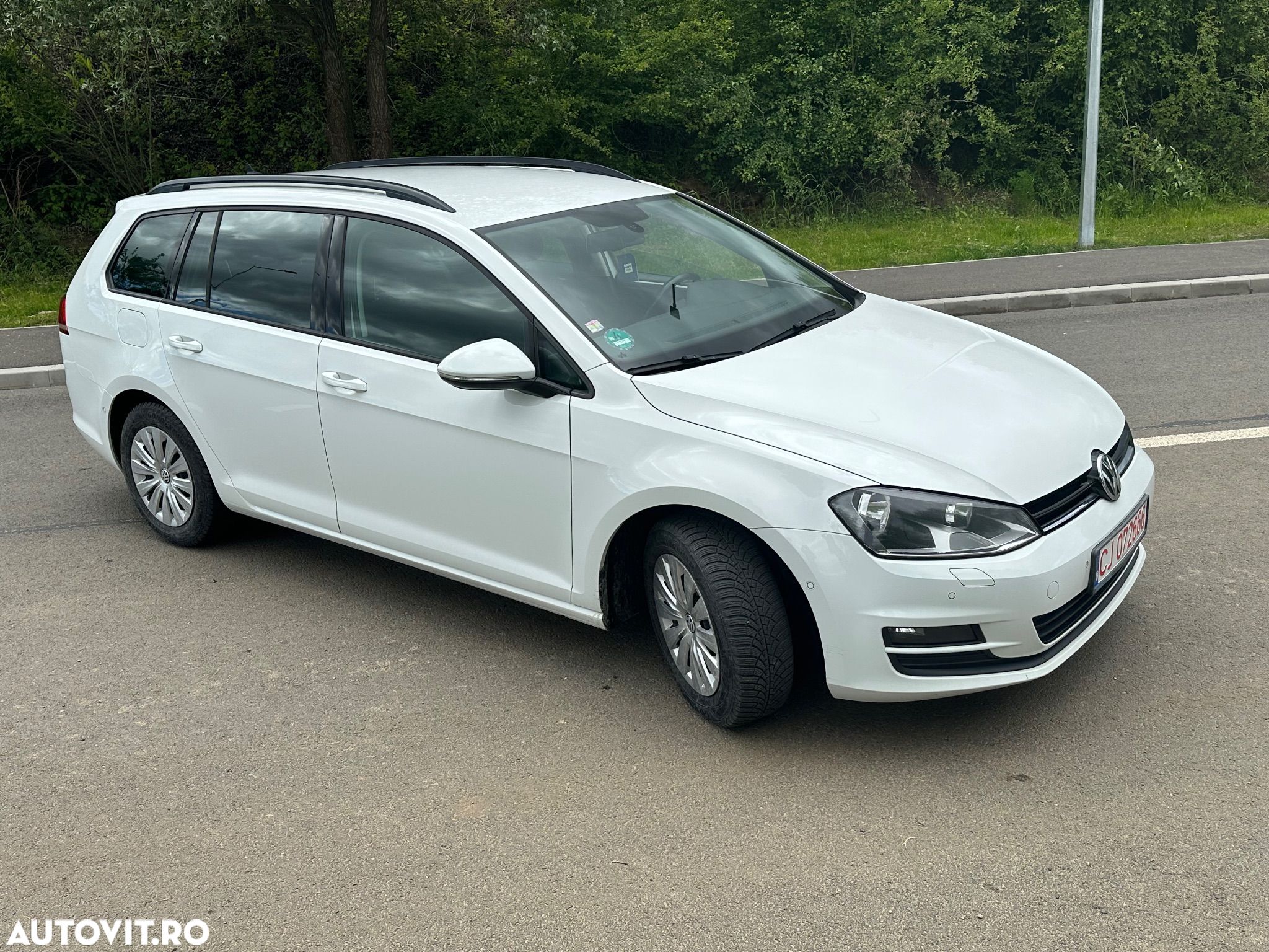 Volkswagen Golf 1.6 BlueTDI Comfortline - 1