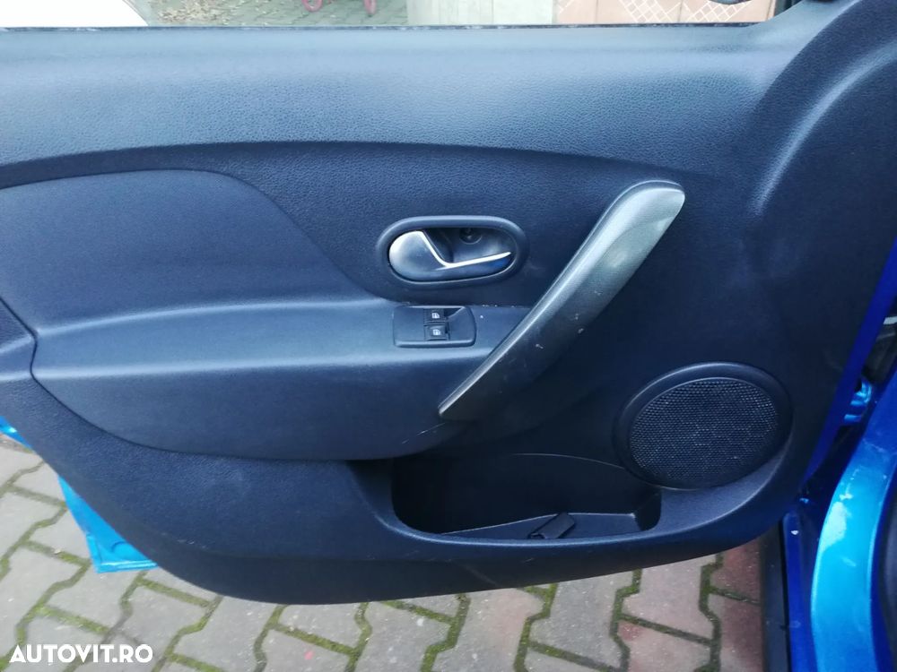 Dacia Sandero TCe 90 S&S Celebration - 31