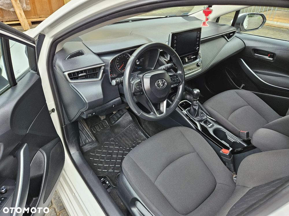 Toyota Corolla 1.6 Comfort - 11