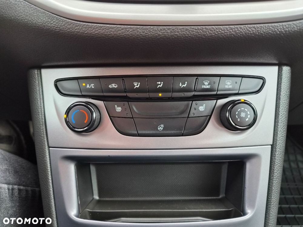 Opel Astra - 13