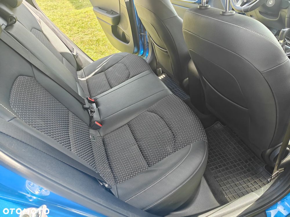 Kia Ceed 1.4 T-GDI L Business Line - 22