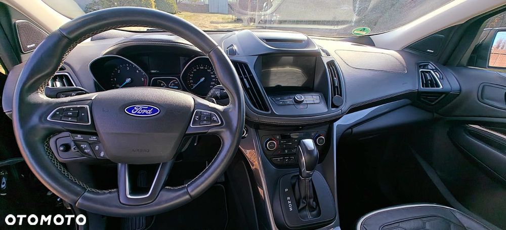 Ford Kuga Vignale 2.0 TDCi AWD - 12