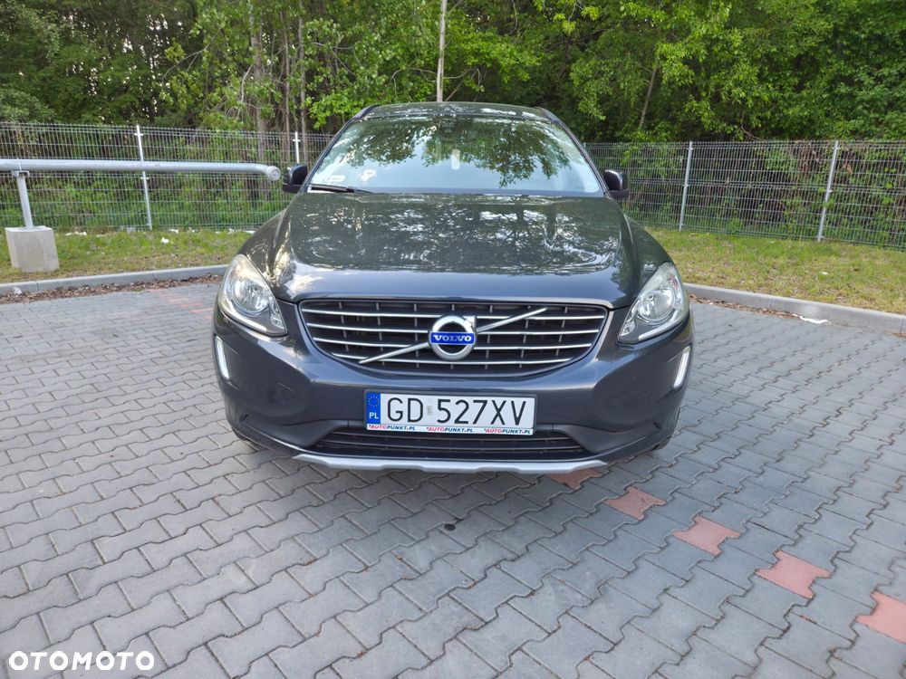 Volvo XC 60 D3 Drive-E Momentum - 3