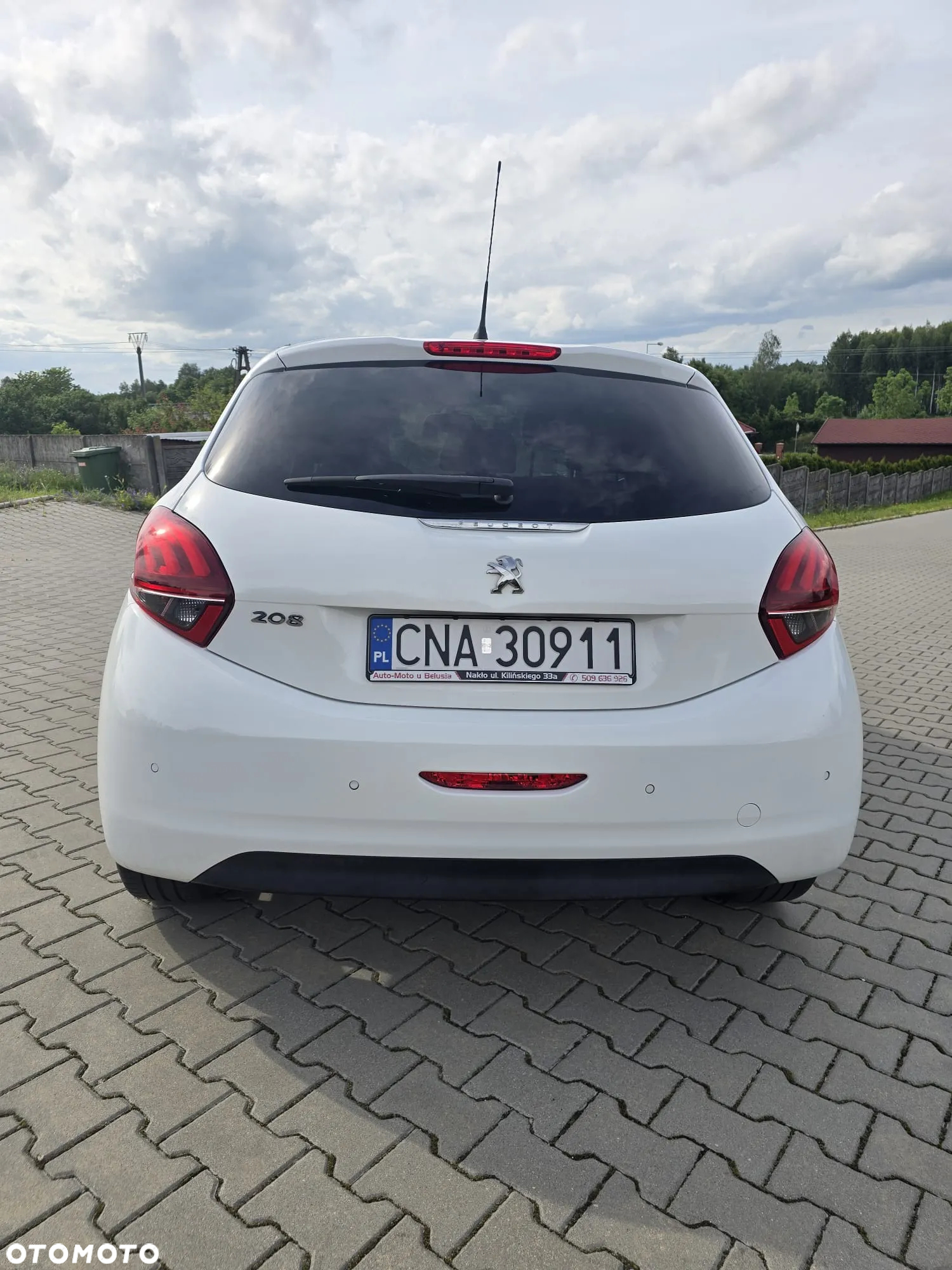 Peugeot 208 1.2 PureTech Style - 4
