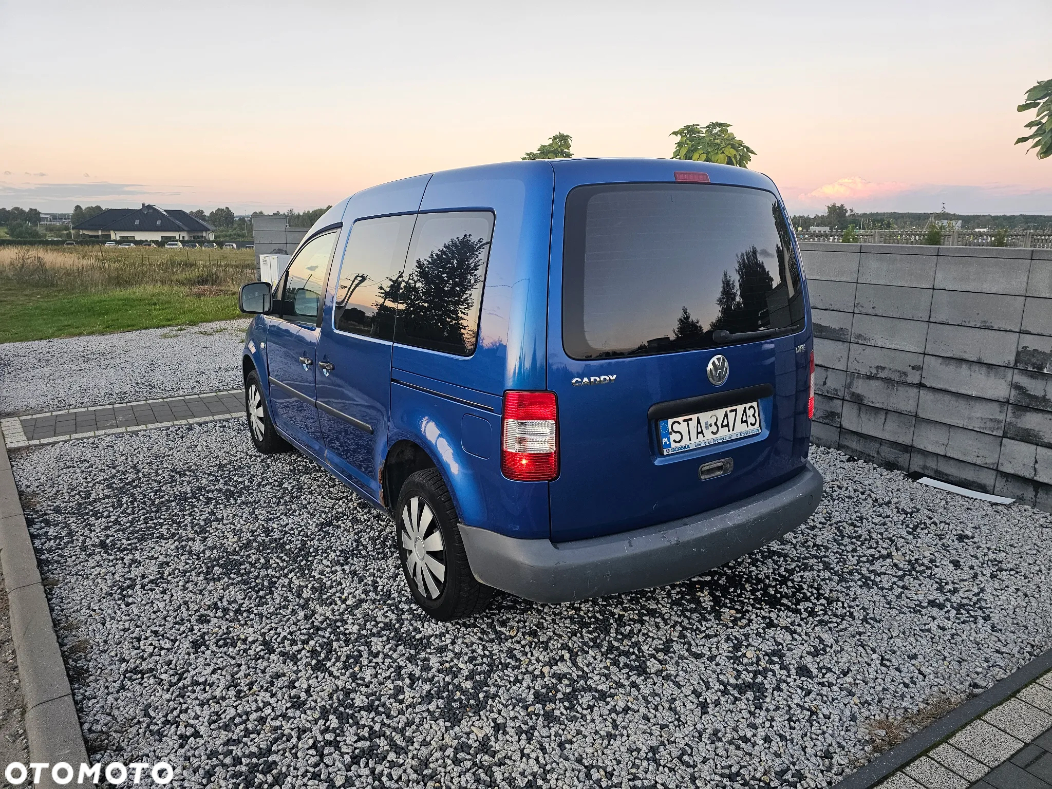 Volkswagen Caddy 1.9 TDI DPF Life (7-Si.) - 4
