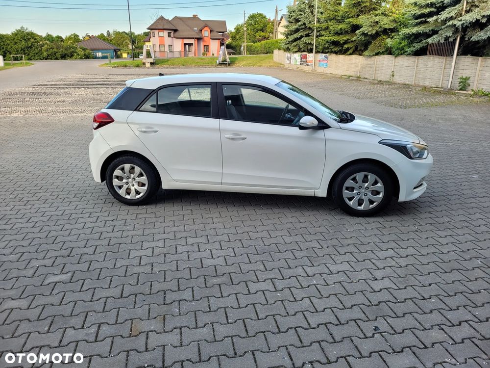 Hyundai i20 1.1 CRDi BlueDrive Comfort - 7