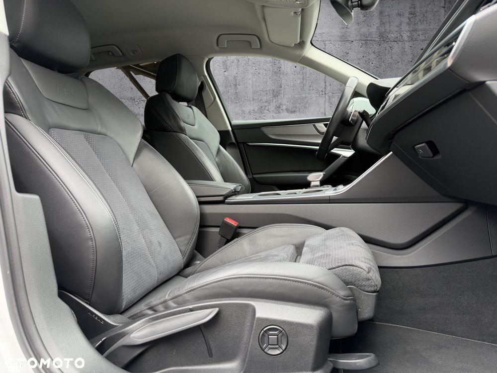 Audi A6 Avant 55 TFSI e quattro S tronic S line - 39