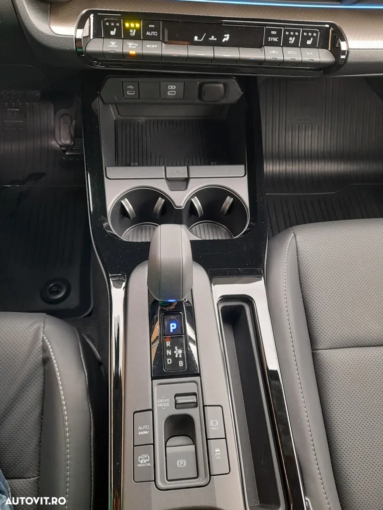 Toyota Prius - 13