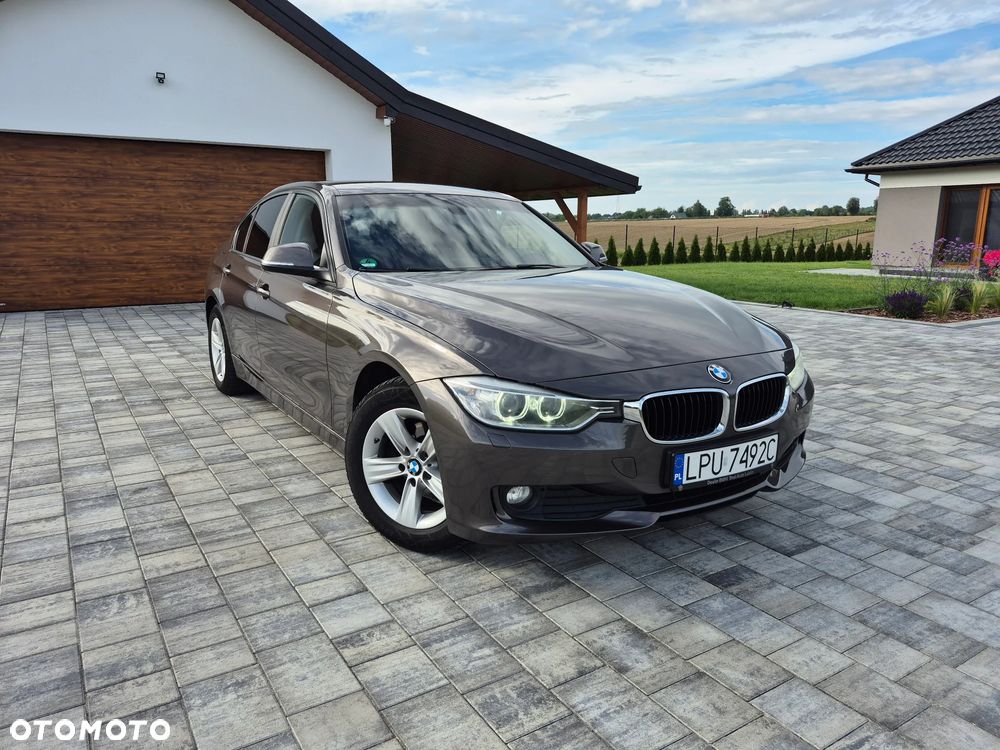 BMW Seria 3 316d - 1