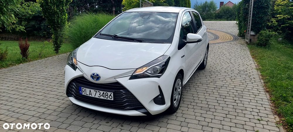 Toyota Yaris - 4