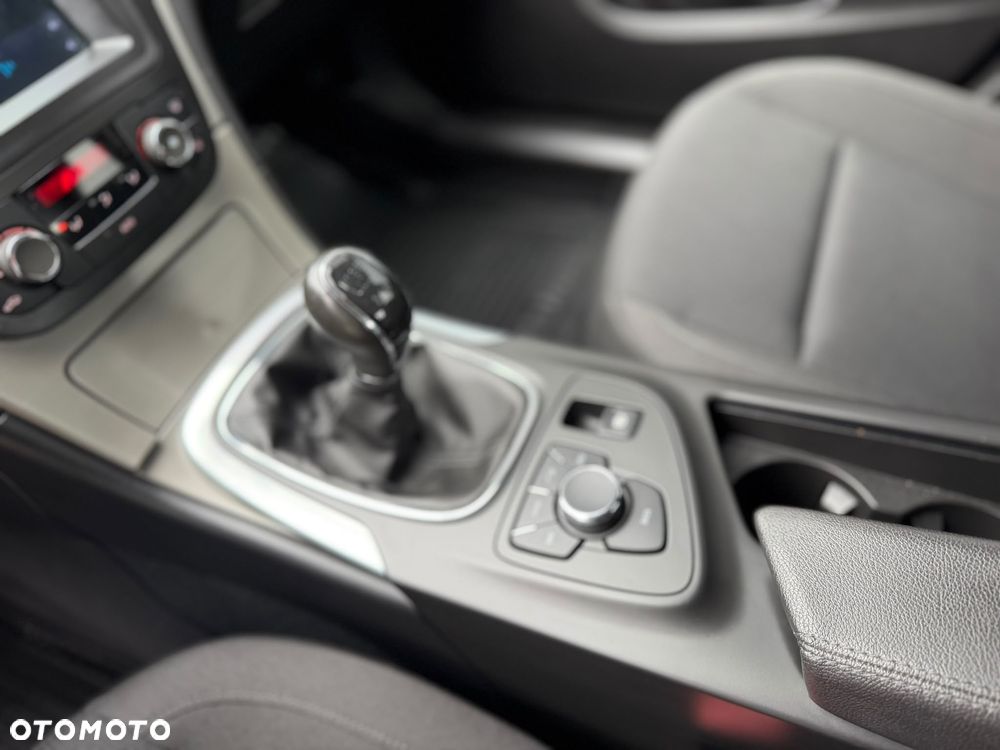 Opel Insignia 1.4 T Executive S&S - 38