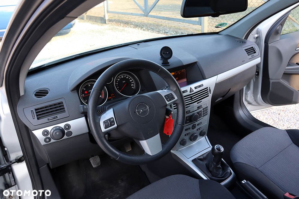 Opel Astra 1.7 CDTI DPF (119g) Innovation - 22