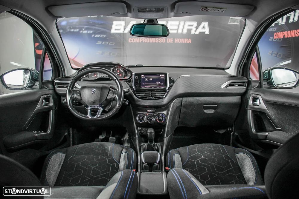 Peugeot 2008 1.6 BlueHDi Style - 3