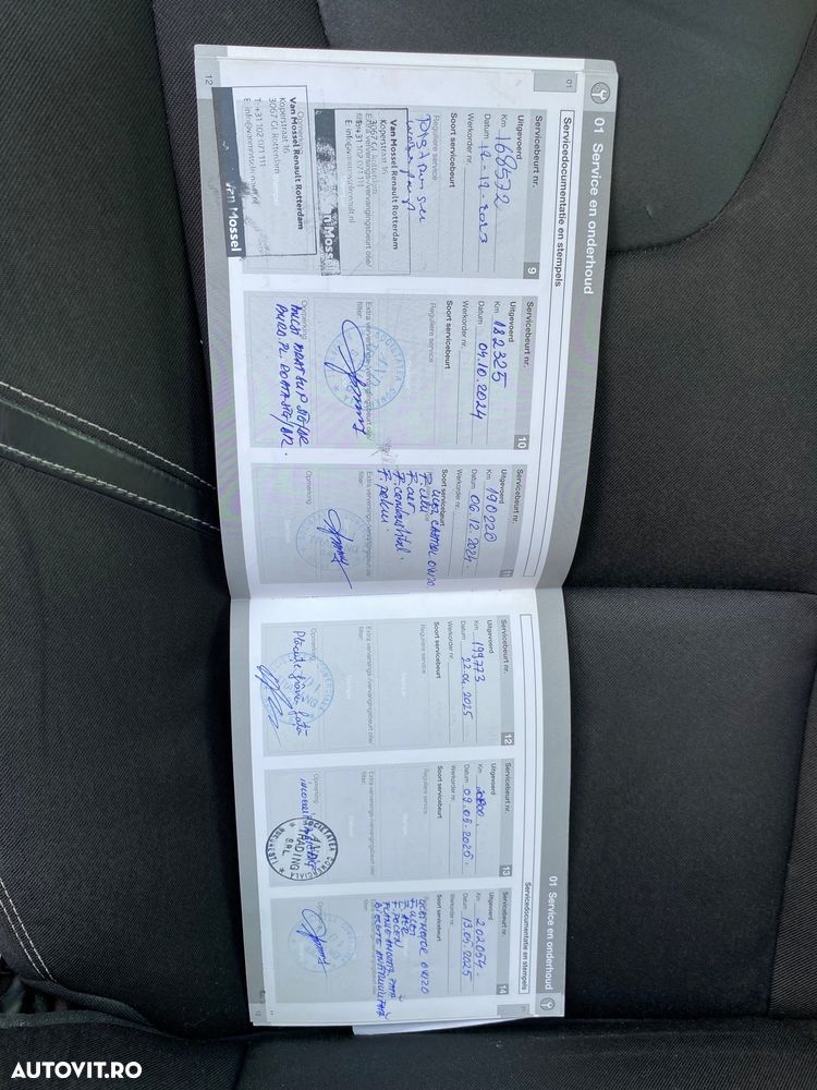 Volvo V40 D4 VEA Momentum - 19