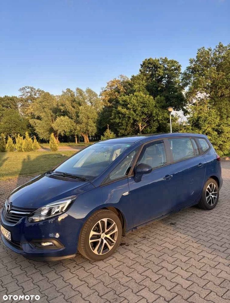 Opel Zafira 2.0 CDTI Plus EcoFLEX S&S - 4