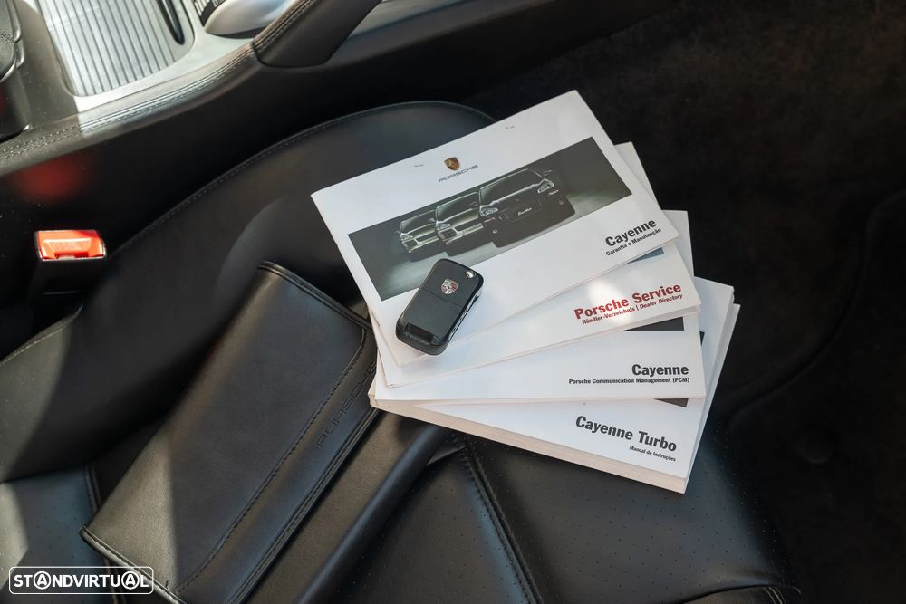 Porsche Cayenne Turbo - 33