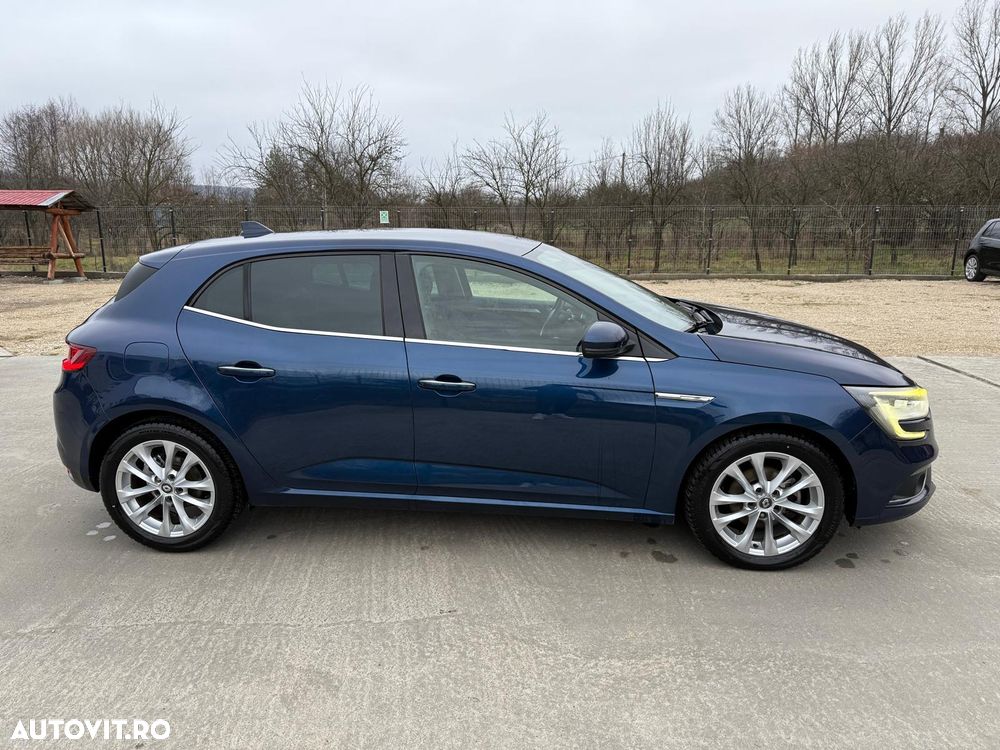 Dezmembrez Renault Megane 4 2017 1.5 dci Automat - 10