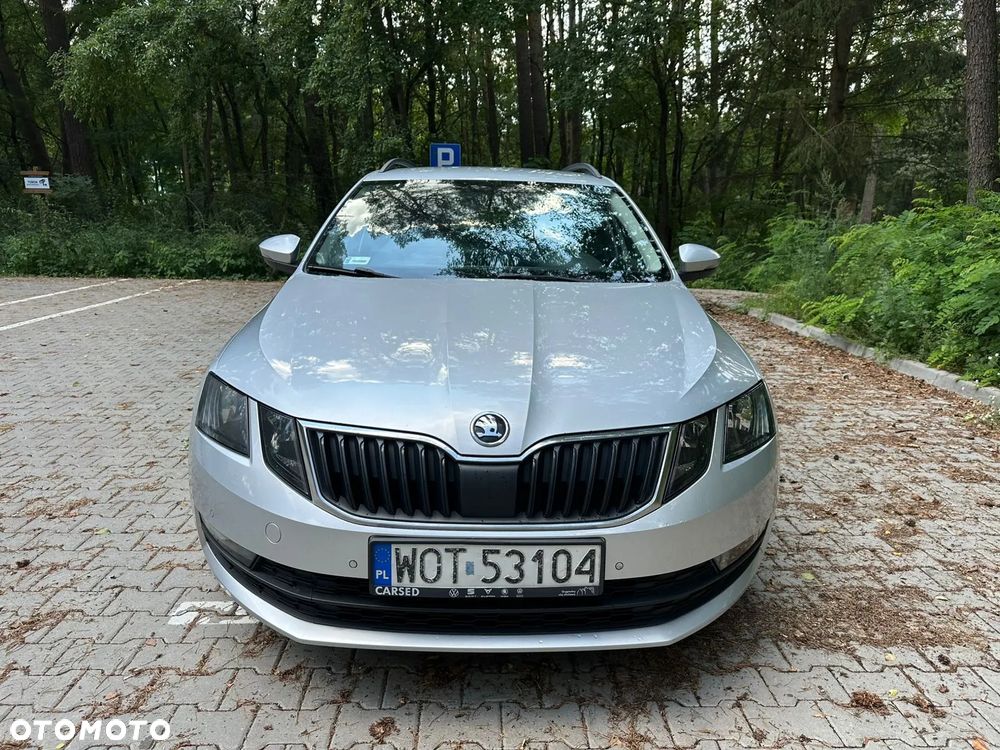 Skoda Octavia 2.0 TDI Ambition DSG - 3