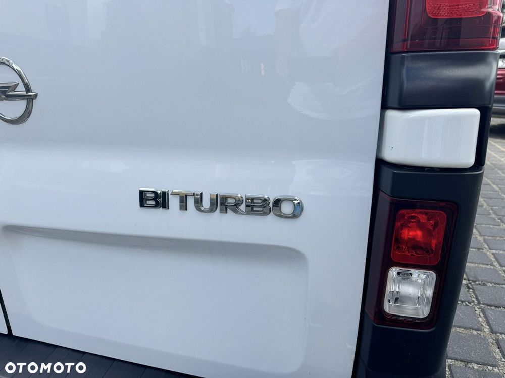 Opel Vivaro - 18