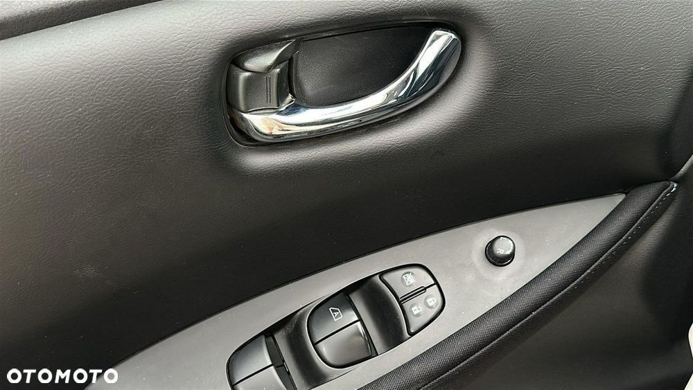 Nissan Leaf - 13