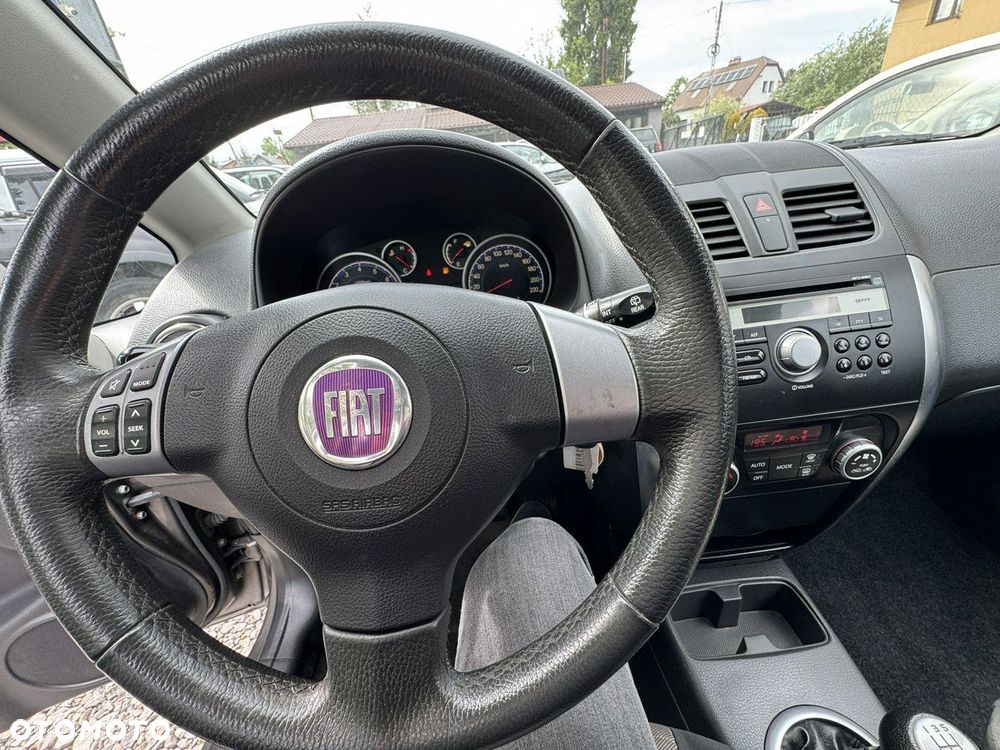 Fiat Sedici 1.6 16V 4x4 Emotion - 10