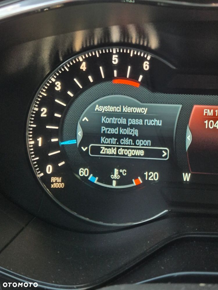 Ford Mondeo 2.0 TDCi Titanium 4WD PowerShift - 19