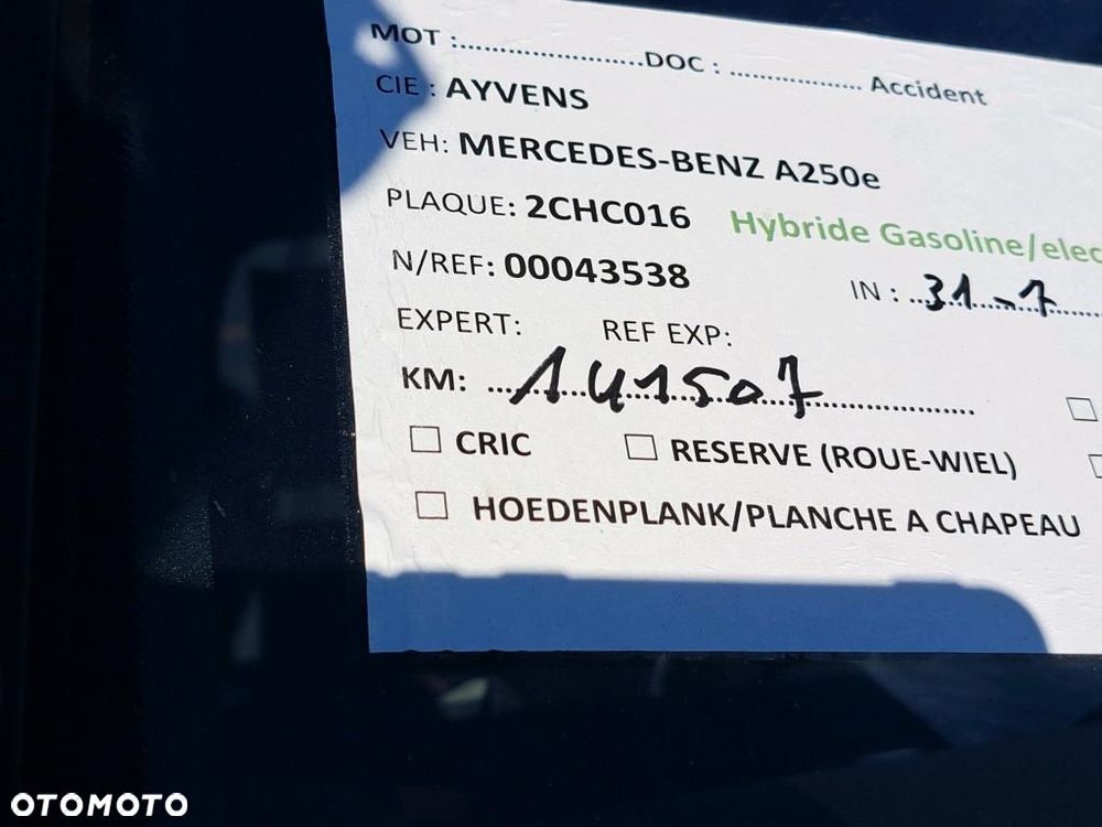 Mercedes-Benz Klasa A 250 e PHEV AMG Line 8G-DCT - 8