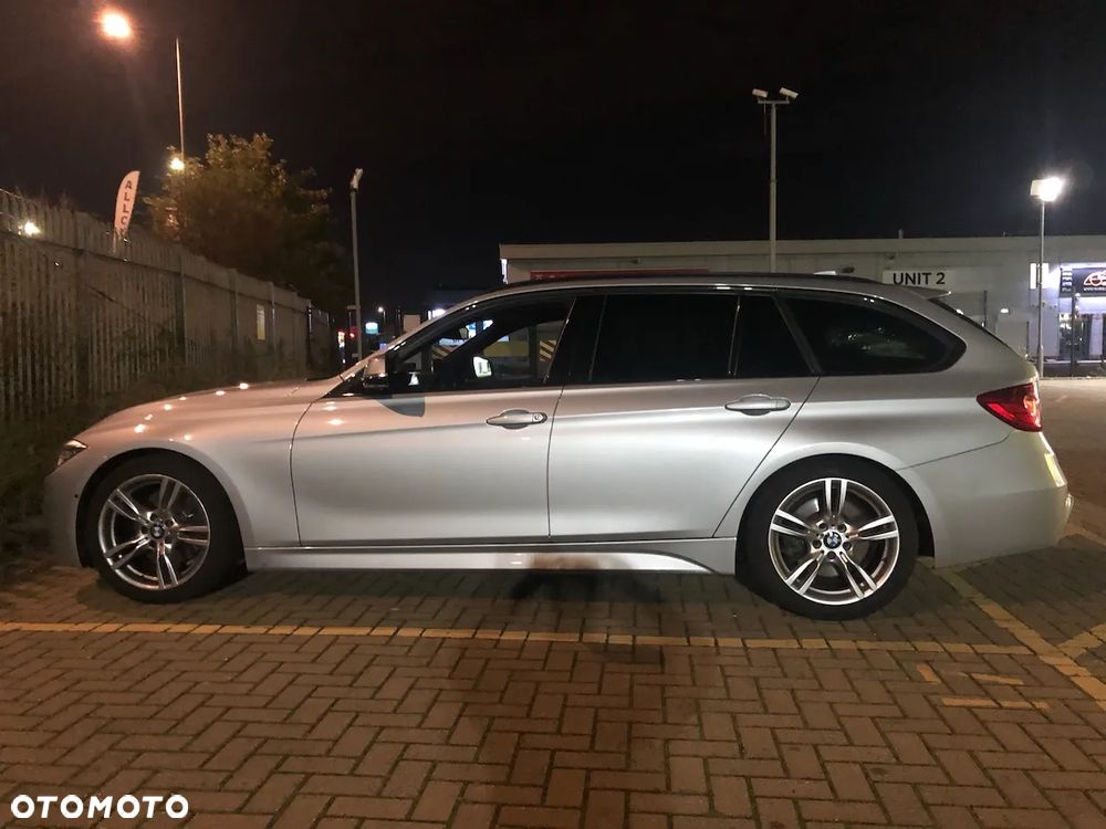 BMW Seria 3 330d M Sport - 17