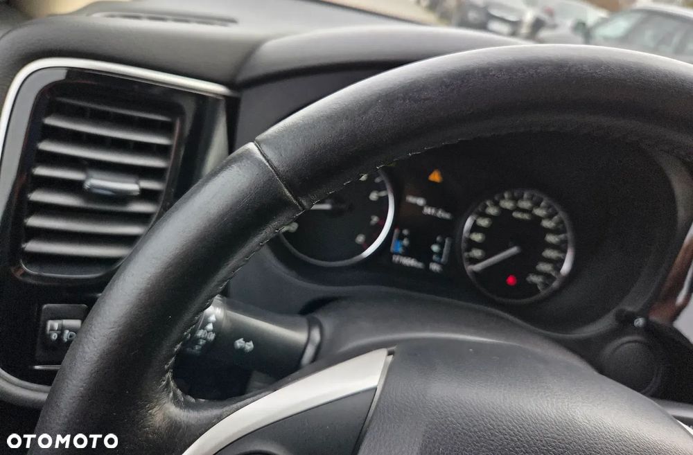 Mitsubishi Outlander 2.0 City Style 2WD - 35