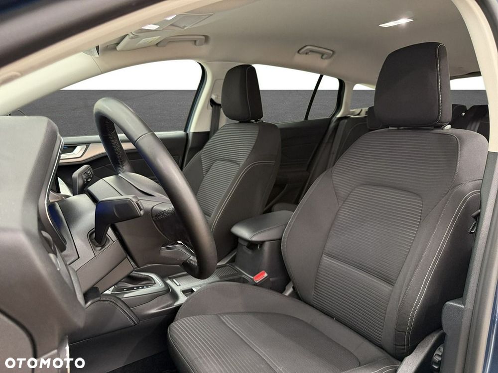Ford Focus - 11