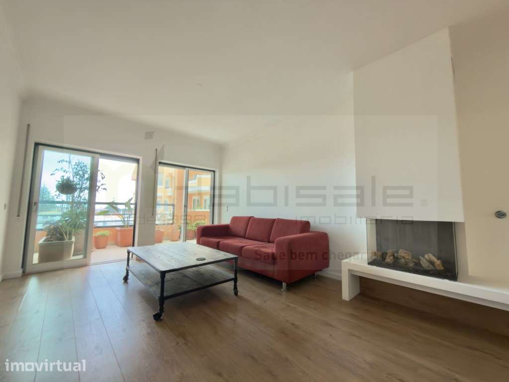 Apartamento T3 Remodelado para Arrendamento com Segurança 24/7, a 5... - Grande imagem: 2/18
