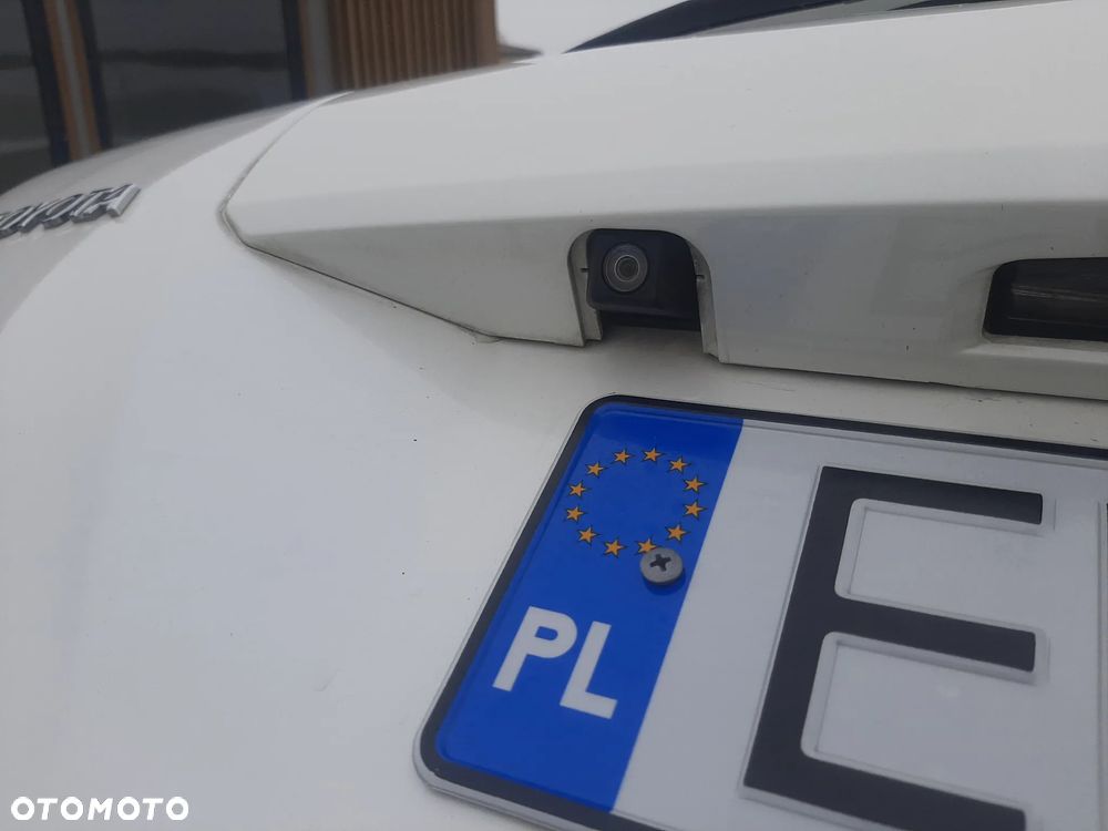 Toyota Prius+ (Hybrid) Executive - 27