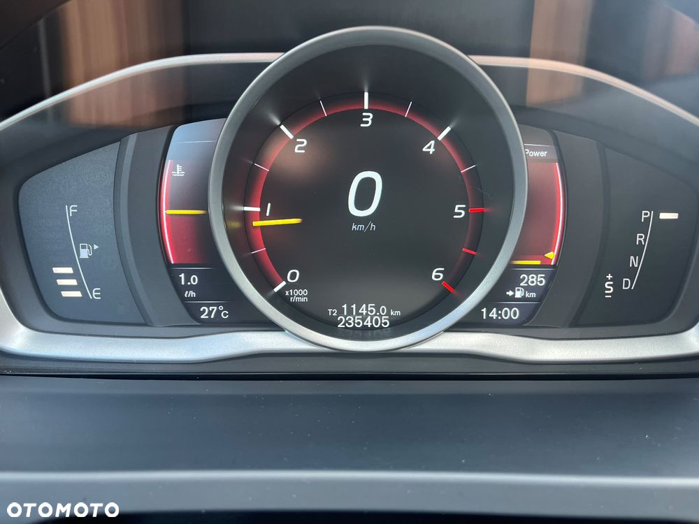 Volvo S60 D4 Geartronic Momentum - 22