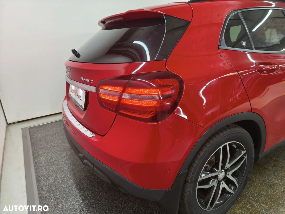 Mercedes-Benz GLA 200 d 4MATIC Aut. - 8