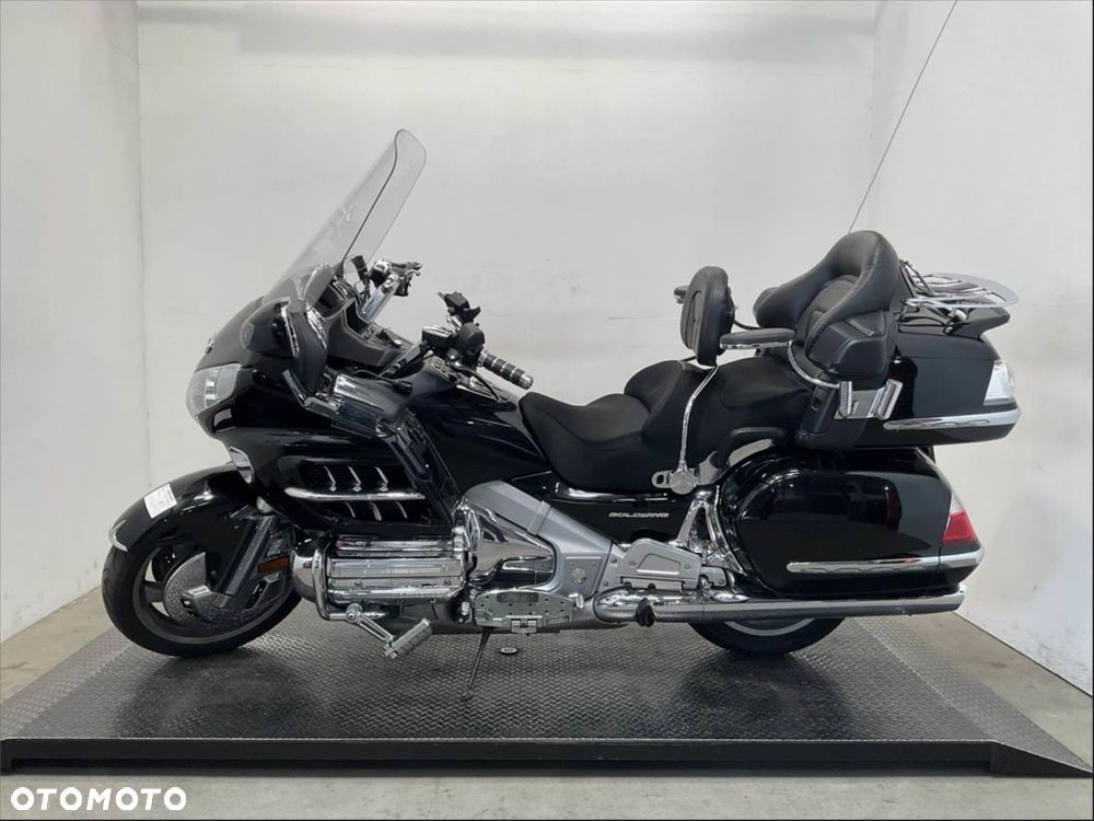 Honda GL - 3
