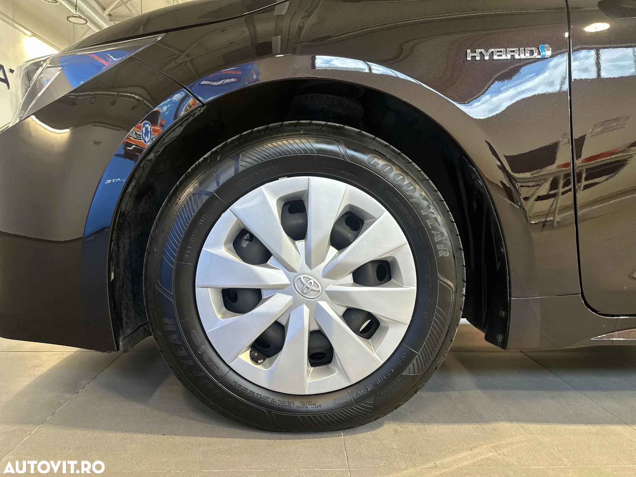 Toyota Corolla - 13