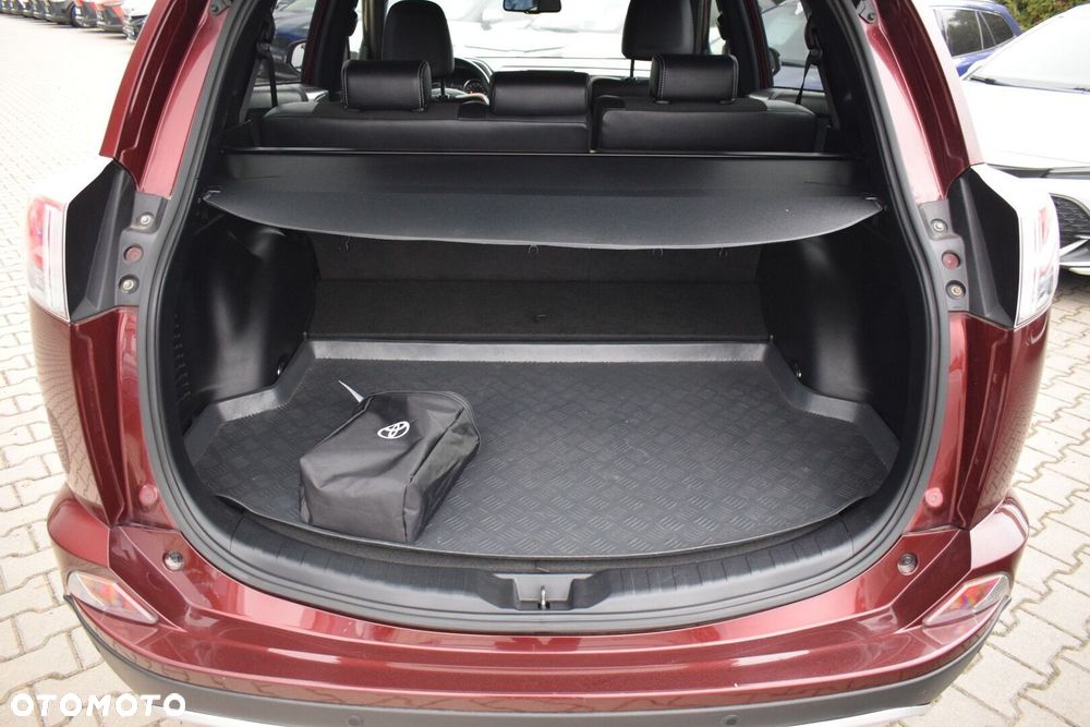 Toyota RAV4 Hybrid Style 4x4 - 17