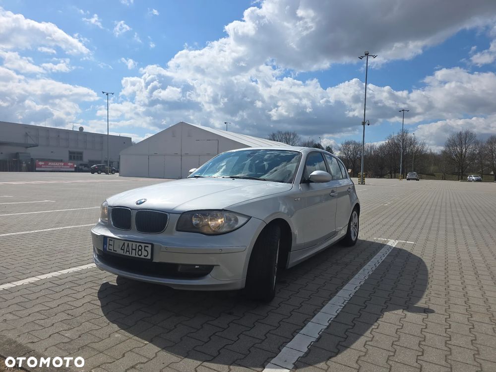 BMW Seria 1 120i Edition Sport - 2
