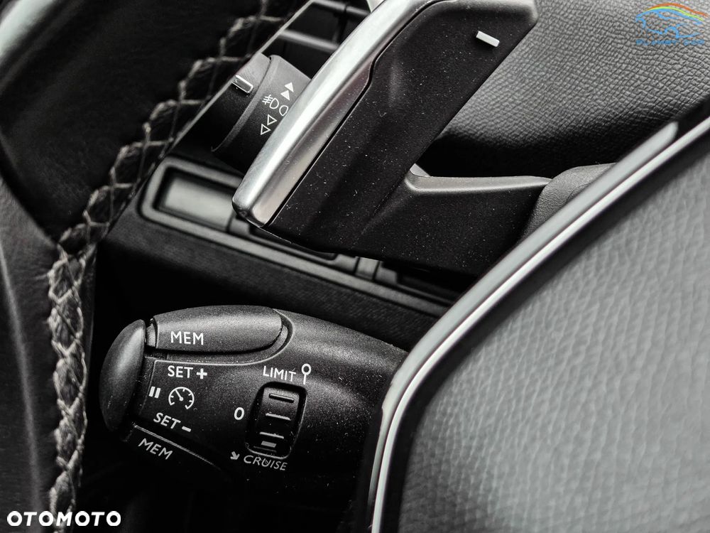 Peugeot 3008 BlueHDi 180 Stop & Start EAT8 Crossway - 27