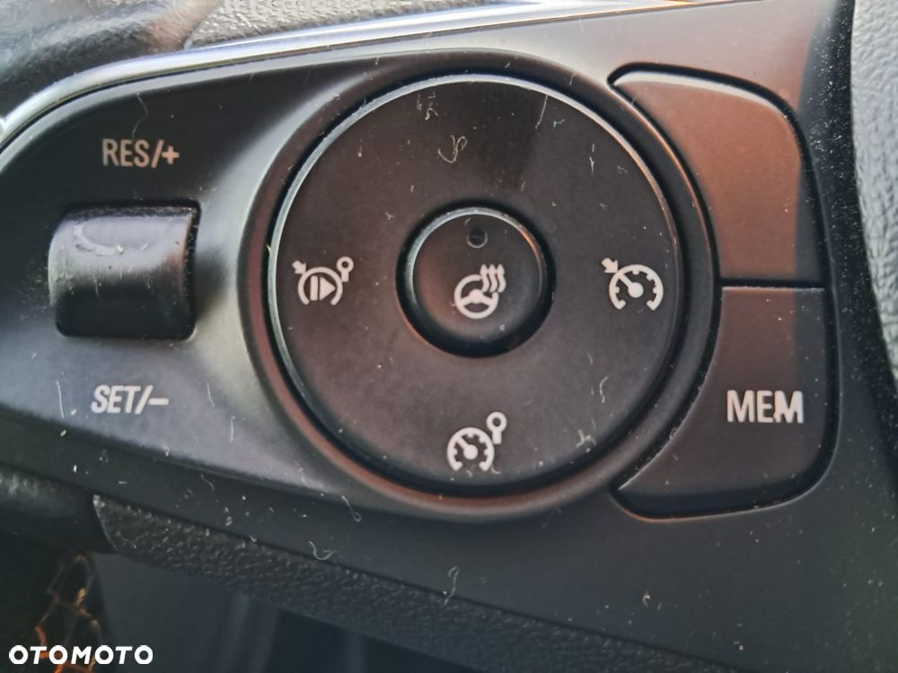 Opel Crossland 1.5 Automatik Ultimate - 36