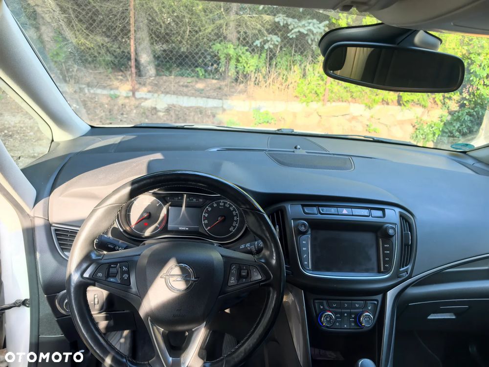 Opel Zafira 2.0 CDTI Cosmo EU6 - 4
