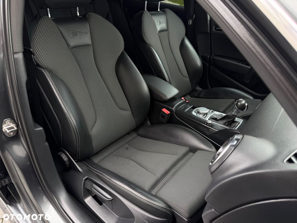 Audi A3 Sportback 2.0 TDI (clean diesel) quattro S tronic S line Sportpaket - 36